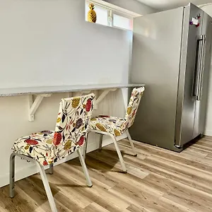Private Tiny With Shared Bathroom Near Seatac Airport And Downtown Seattle
